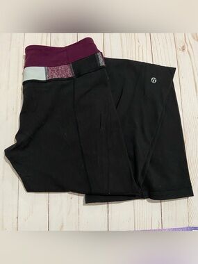 lululemon athletica Black Straight Leg Track Pants with Plum Waistband Size 6